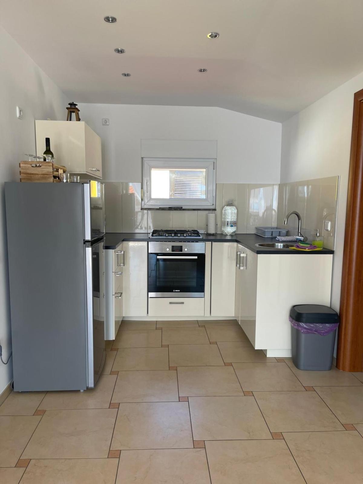 Sinisa Apartman Vir Bagian luar foto